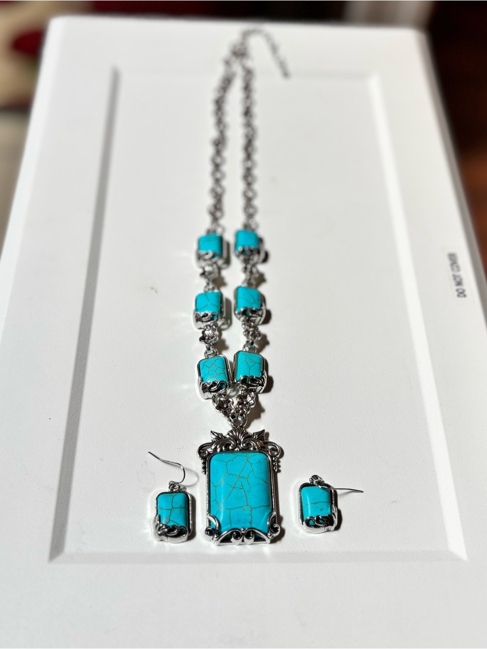 Turquoise Stone Pendant Necklace & Earrings Set -Intricate Silver Design